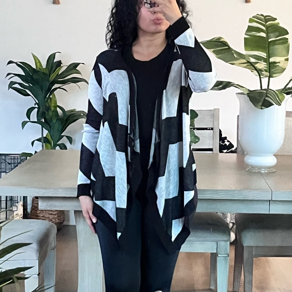 DEBUT | CHEVRON PATTERN CARDIGAN